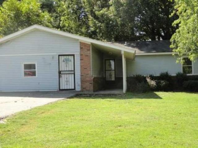 195 Dawn Dr - Photo 3 of 5