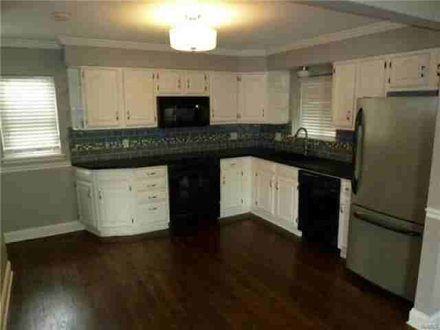 8924 Ione Ln - Photo 3 of 6