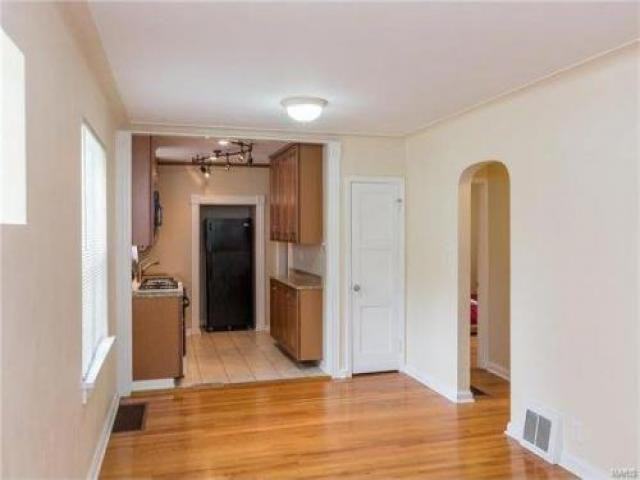 5010 Wilshusen Ave - Photo 2 of 6