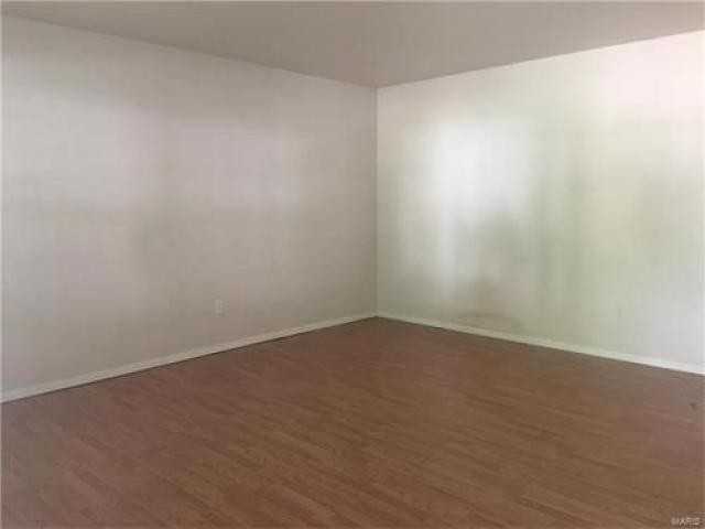 919 Summer Leaf Dr - Photo 3 of 6