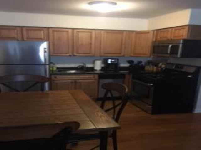 1369 N Western Ave - Photo 2 of 3