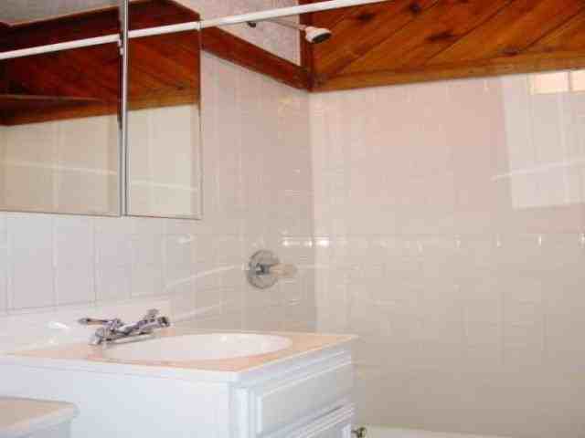 711 N La Grange Rd - Photo 2 of 6