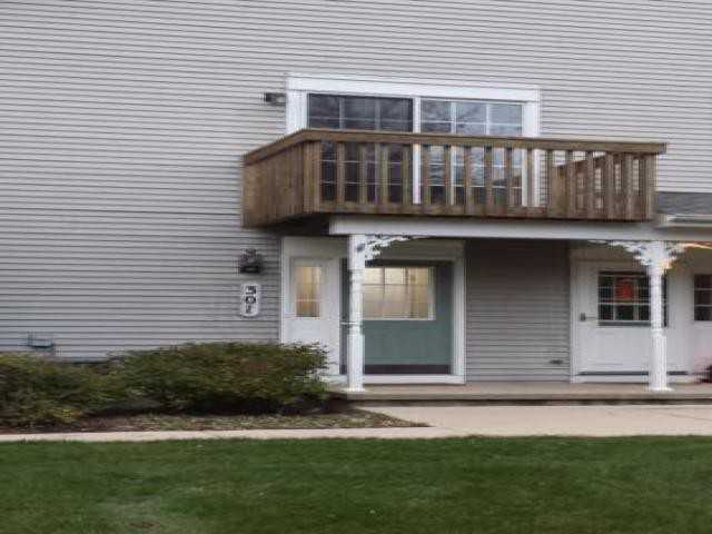 301 S Collins St - Photo 3 of 6