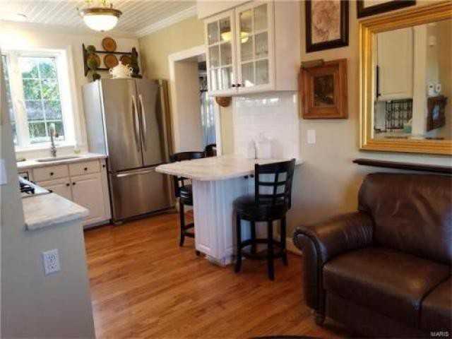 8782 Lawn Ave - Photo 3 of 6