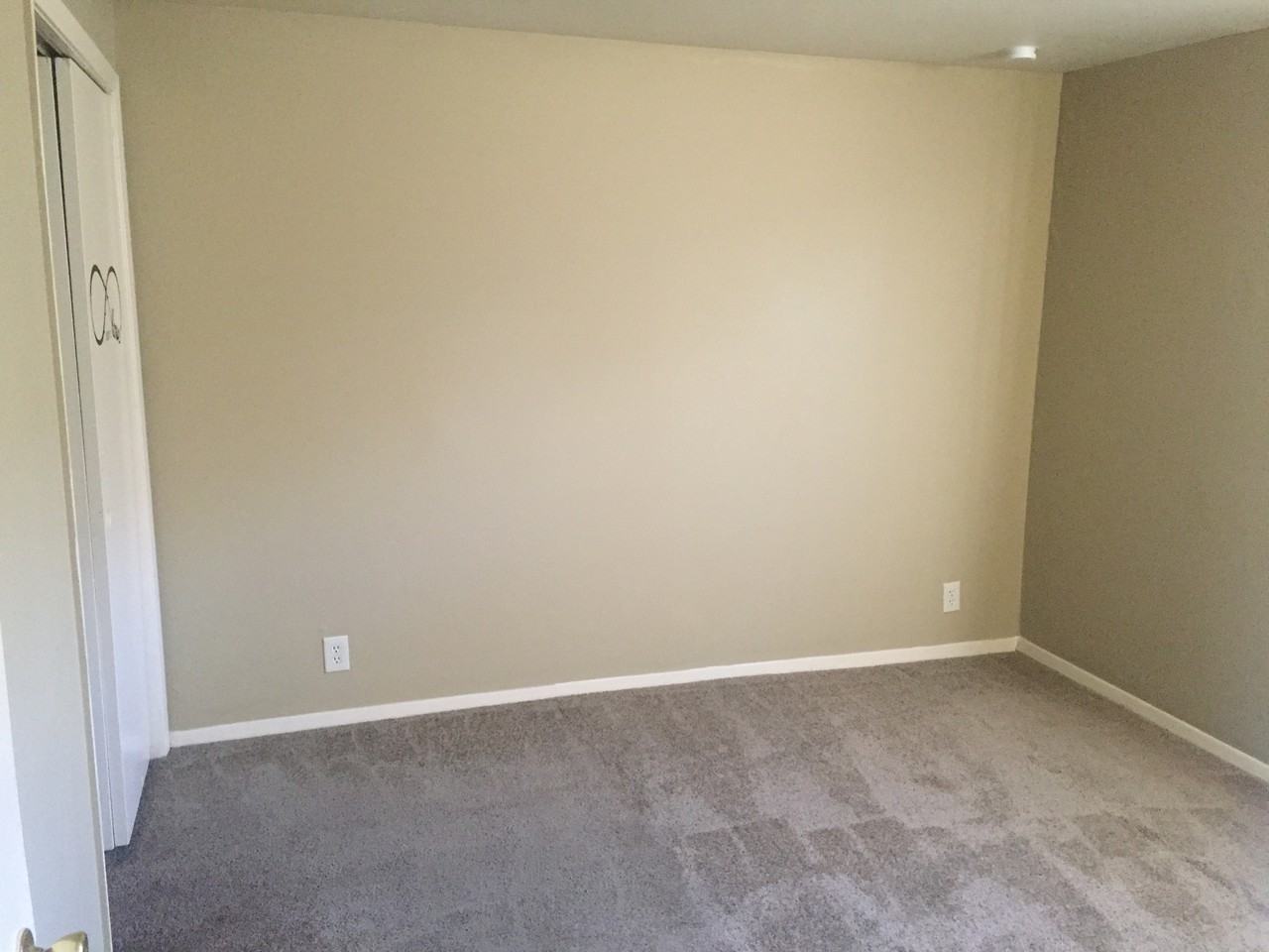 4852 NW Homestead Rd - Photo 2 of 5