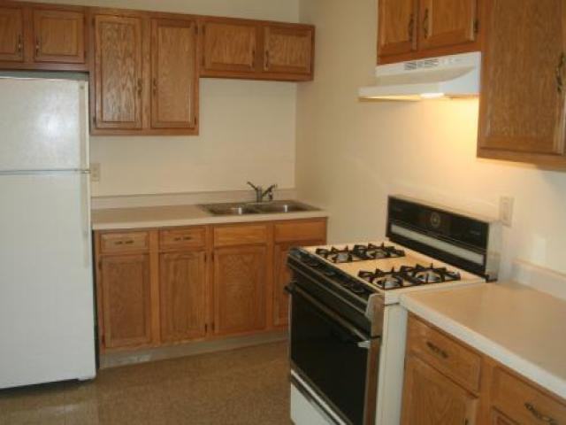 214 Rome Ave - Photo 3 of 6