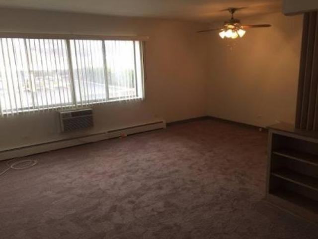1221 S Crescent Ave - Photo 3 of 5