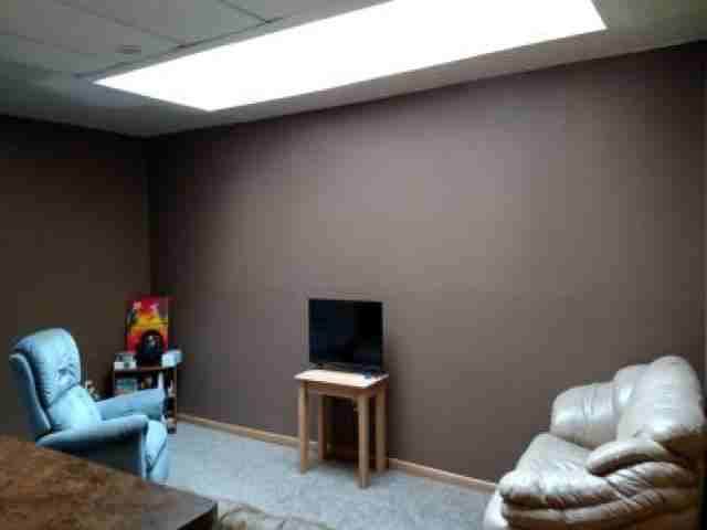 477 W Wabasha St - Photo 2 of 6