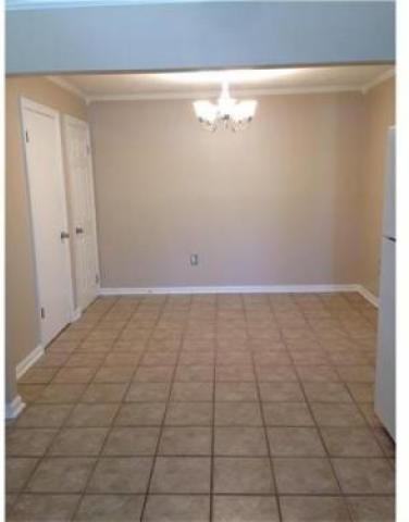 232 Magnolia Dr - Photo 3 of 6