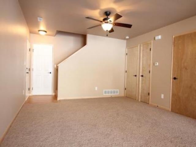 2155 Westminster Cir - Photo 2 of 5
