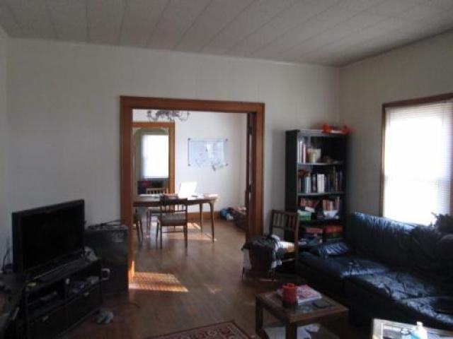 809 E Normal St - Photo 3 of 6