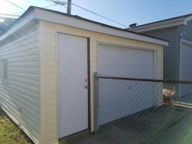 8780 S Duffy Ave - Photo 3 of 6