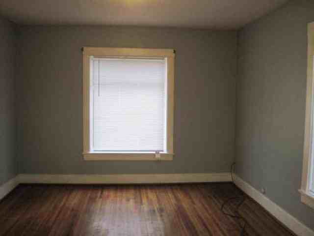 57 S State St - Photo 3 of 6