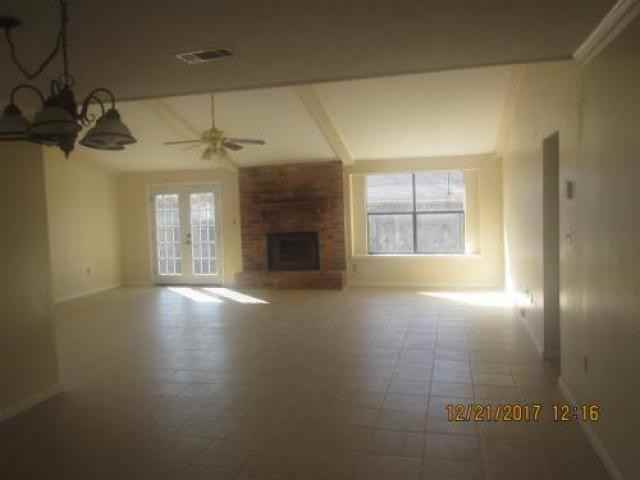 345 Gary Daniels Dr - Photo 3 of 6