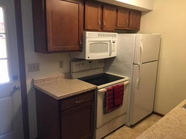 1000 Christopher Ln - Photo 2 of 6