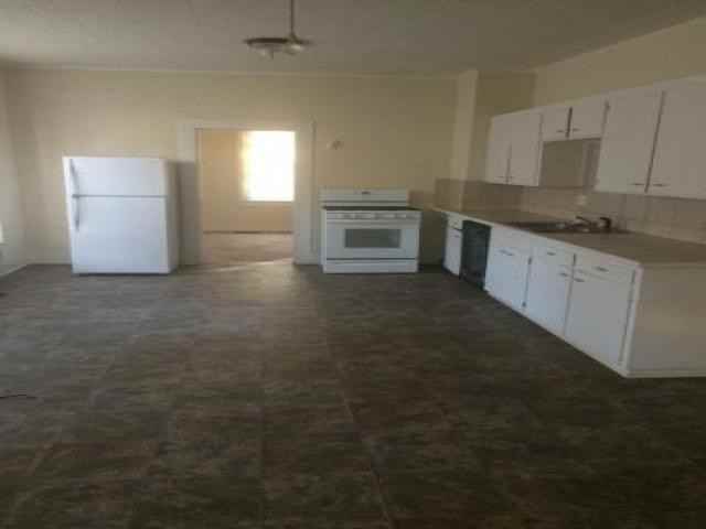 508 Caston Ave - Photo 2 of 6