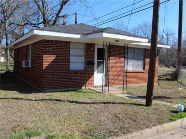 3736 14th St - Photo 2 of 5