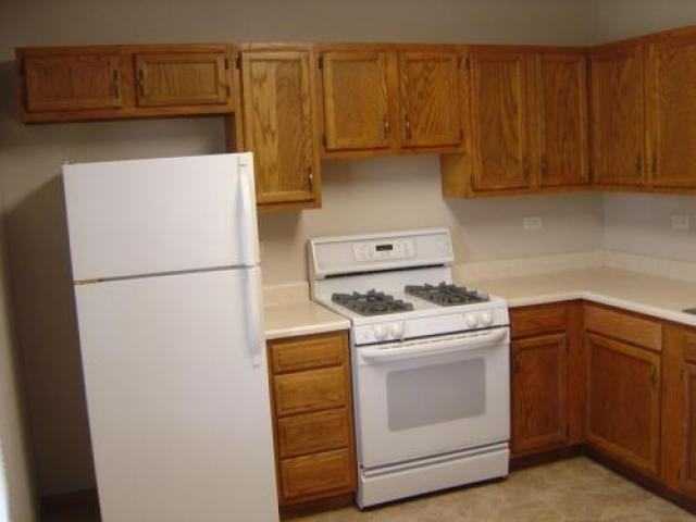 700 E Richard Ct - Photo 2 of 6