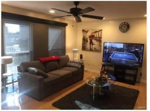 2218 Clayville Ct - Photo 3 of 6