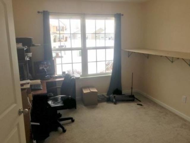1408 Bigleaf Cir - Photo 3 of 6