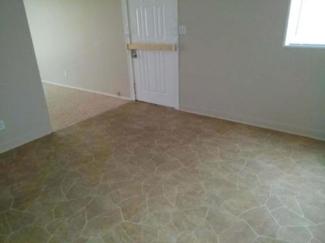 5634 E 13th Pl - Photo 2 of 6