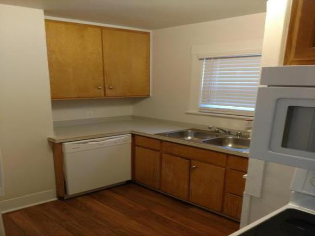 722 S 16th St - Photo 2 of 6