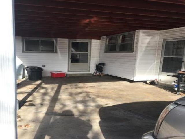 10115 Carlyle Ave - Photo 2 of 6