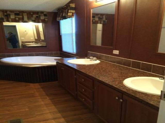 200 Peggs Pl - Photo 2 of 4