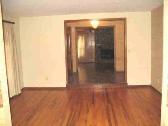 7577 S Pierce Way - Photo 2 of 5