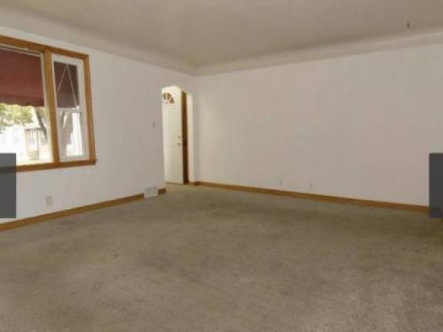 415 3rd Ave S - Photo 2 of 6