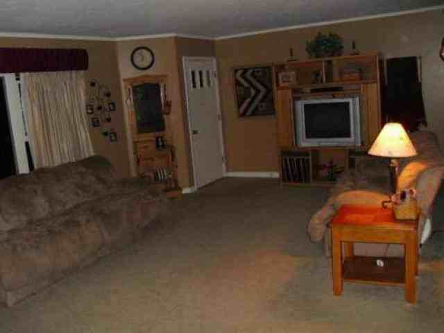 1110 N Buckeye Ave - Photo 3 of 6