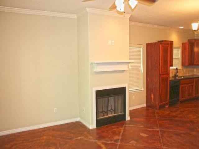 817 E 26th St - Photo 2 of 6