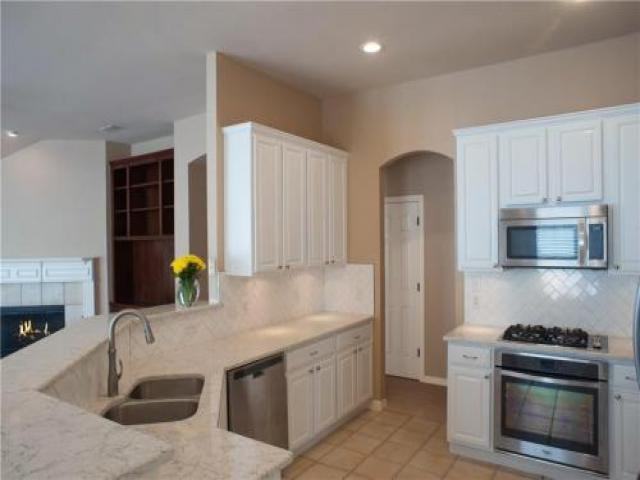 1214 Limestone Creek Dr - Photo 2 of 6