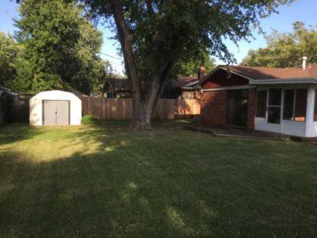 1243 N Wood Ave - Photo 2 of 6