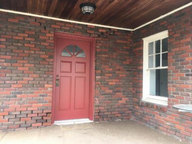 2139 E 17th Pl - Photo 2 of 6