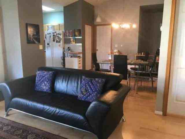 3562 Pike Cir N - Photo 3 of 5