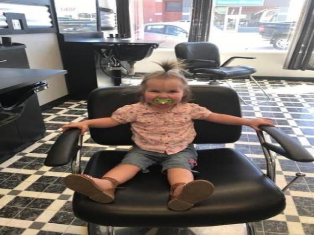 113 E 6th St - Photo 3 of 6