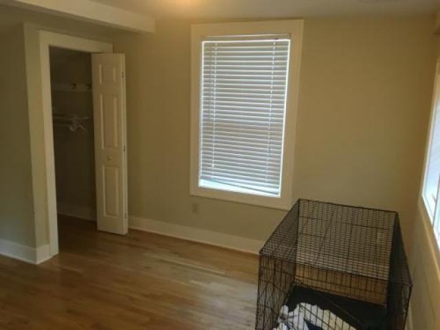 1745 Illinois St - Photo 2 of 2