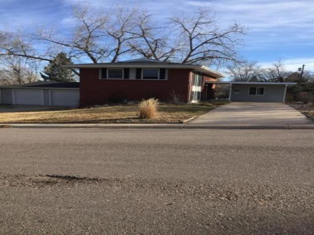 7940 S Kendall Ct - Photo 2 of 6