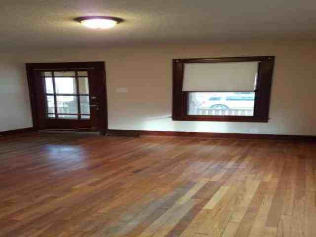 830 S Poplar St - Photo 2 of 6