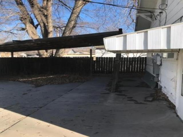 410 W 17th Ave - Photo 3 of 6