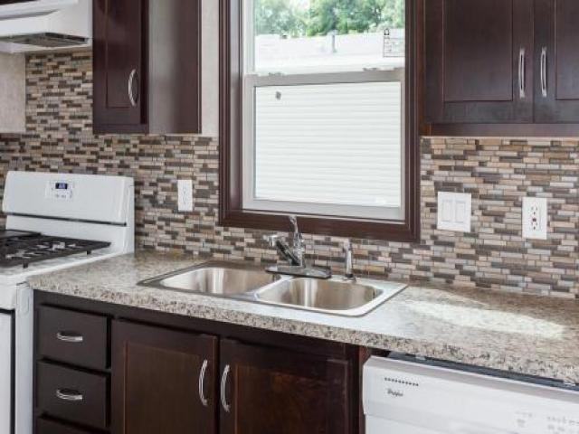 6901 SE 14th St - Photo 2 of 6