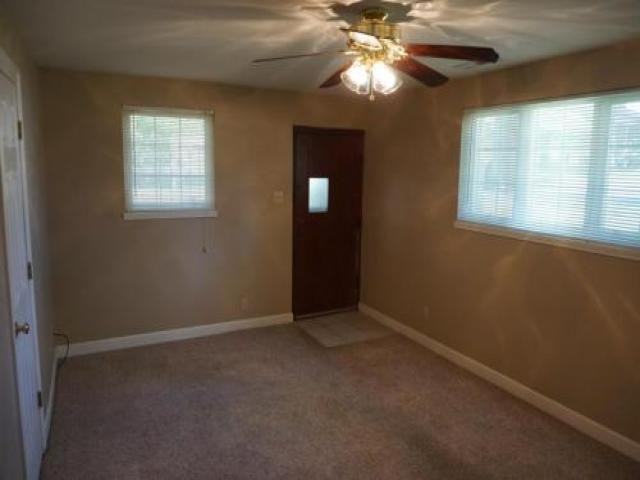 1505 Fairchild Ave - Photo 2 of 6