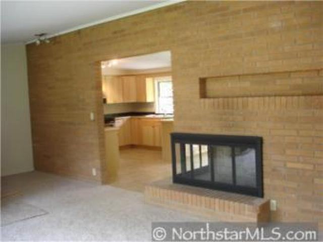 5317 Windsor Ave - Photo 3 of 6