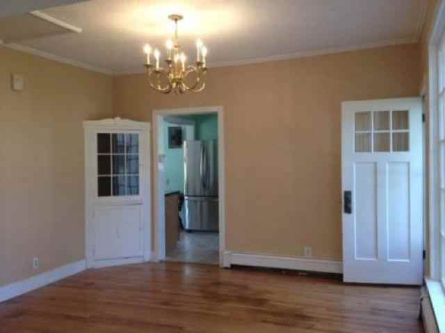 633 Ellinwood St - Photo 2 of 6
