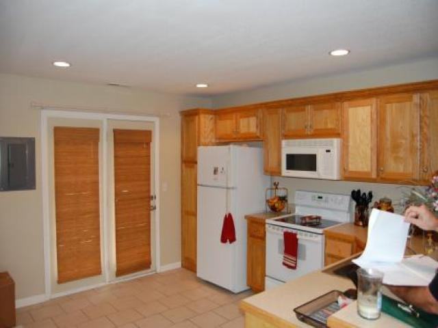 16028 Prairie Way - Photo 2 of 4