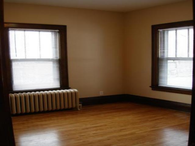 1161 White Bear Ave - Photo 3 of 6