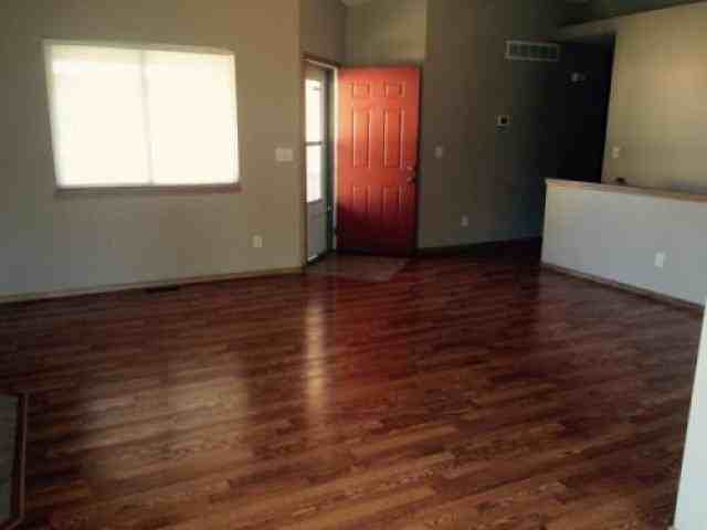 9008 W Delano Cir - Photo 2 of 6