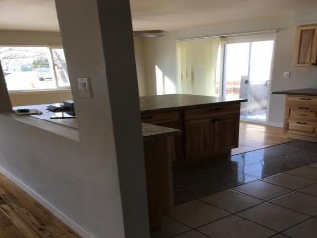 1342 Coulter St - Photo 3 of 6