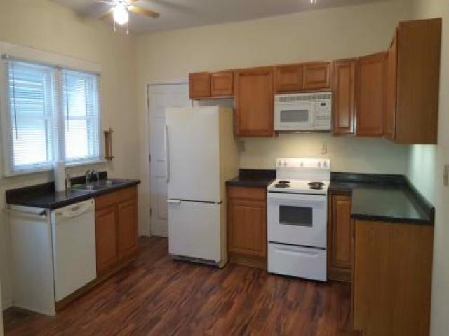 908 Rapids St - Photo 2 of 6